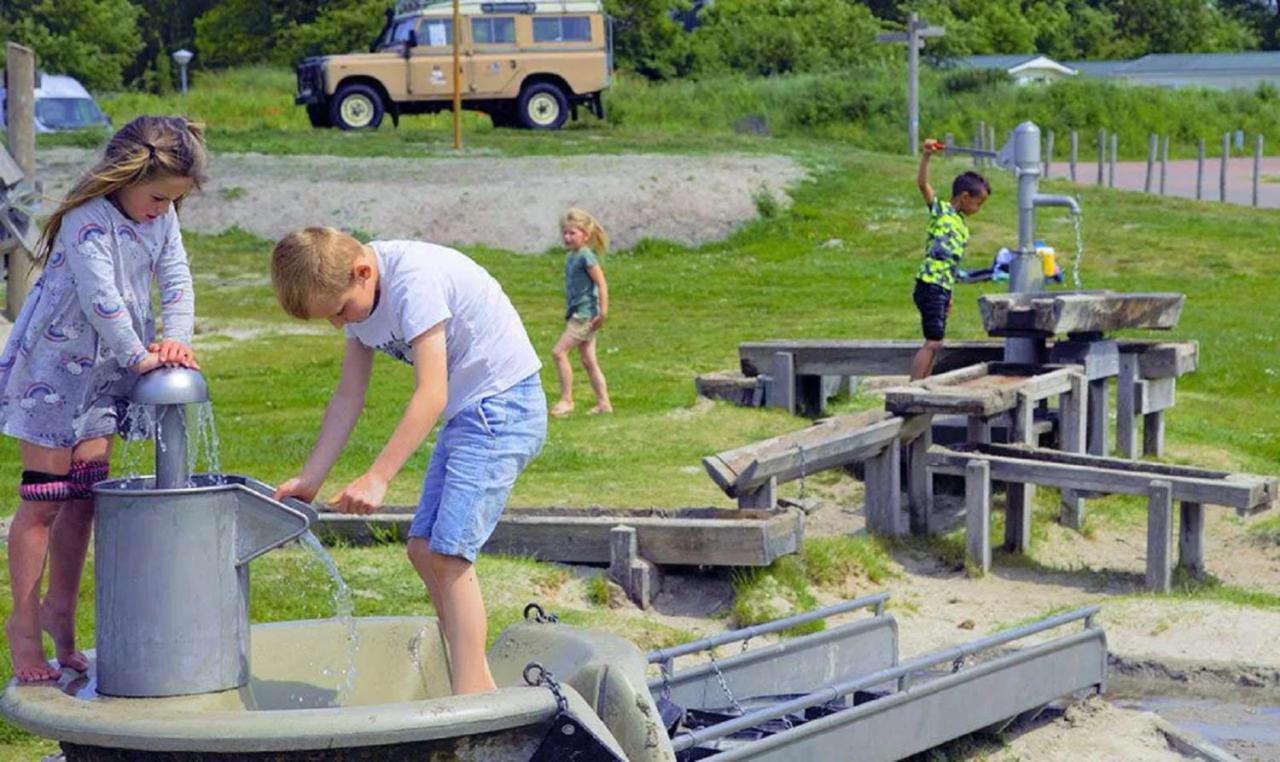 Chalet Op Camping Lauwersoog Met 3 Slaapkamers En Vaatwasser - Joycasa 외부 사진